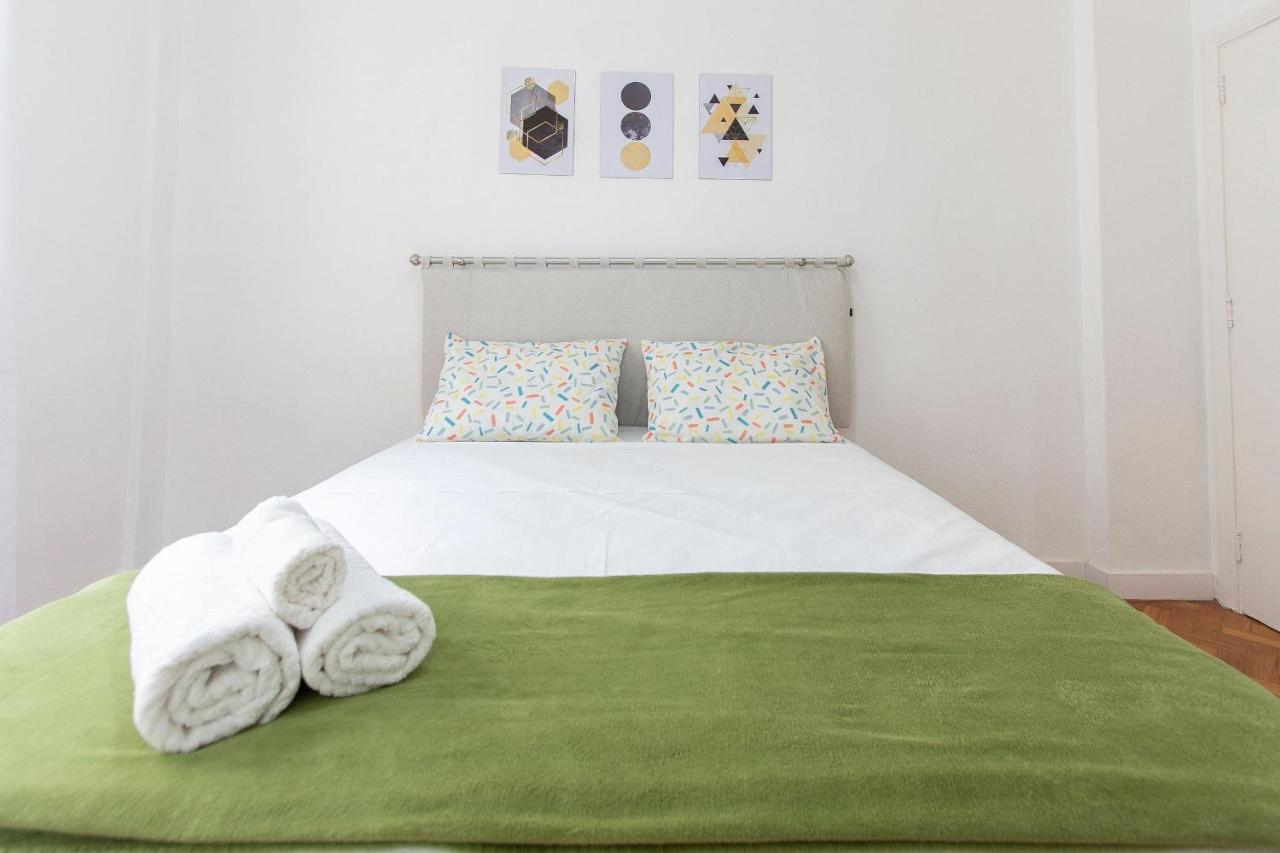 Apartamento Exclusivo 3qtos C/ Garagem Em Copacabana, Conforto *